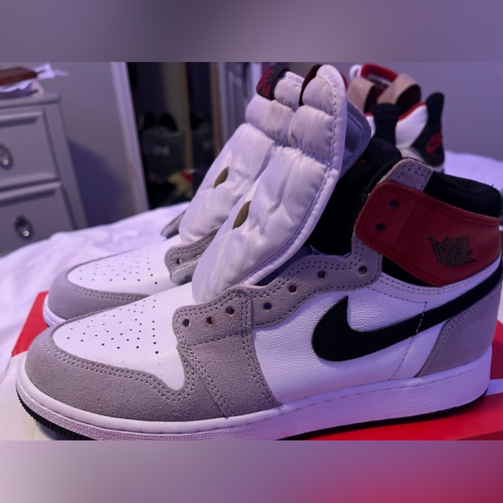 Air Jordan 1 Retro High Smoke Grey size 7, no box included